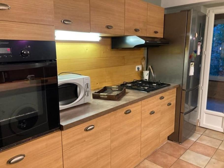 Superbe Appartement Au Calme De 1 A 3 Personnes Sarlat-la-Canéda Exterior foto